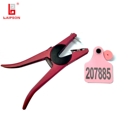 TPU Sensitive 860-960Mhz Long Range UHF Two Piece Cattle Ear Tag For Livestock