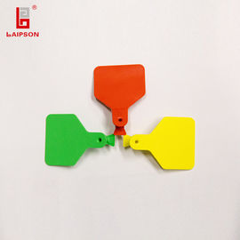 One Piece Livestock Electronic Cow Tags , Uhf Cattle Tags No Snag 82*62mm